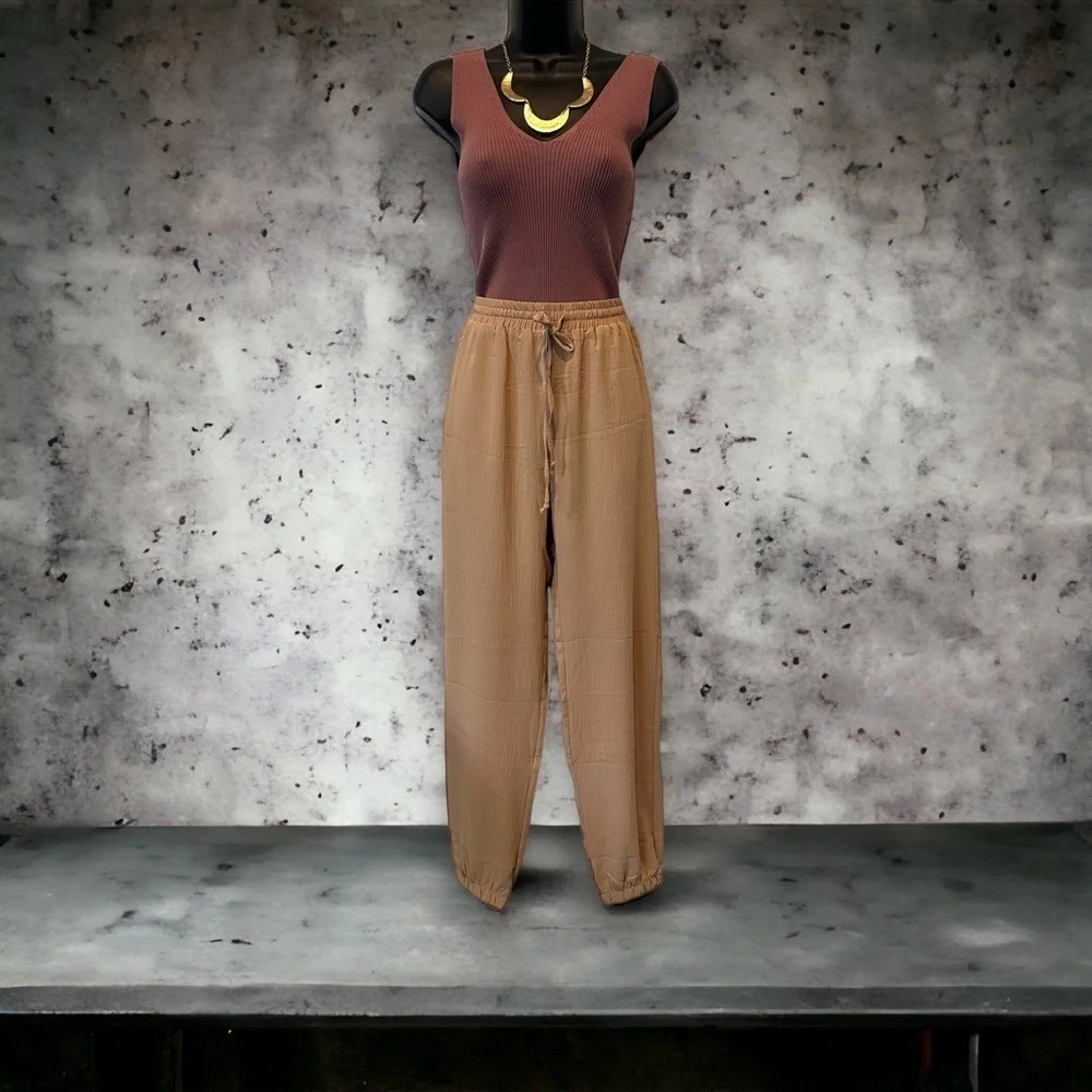ODDi joggers size small‎ nude color